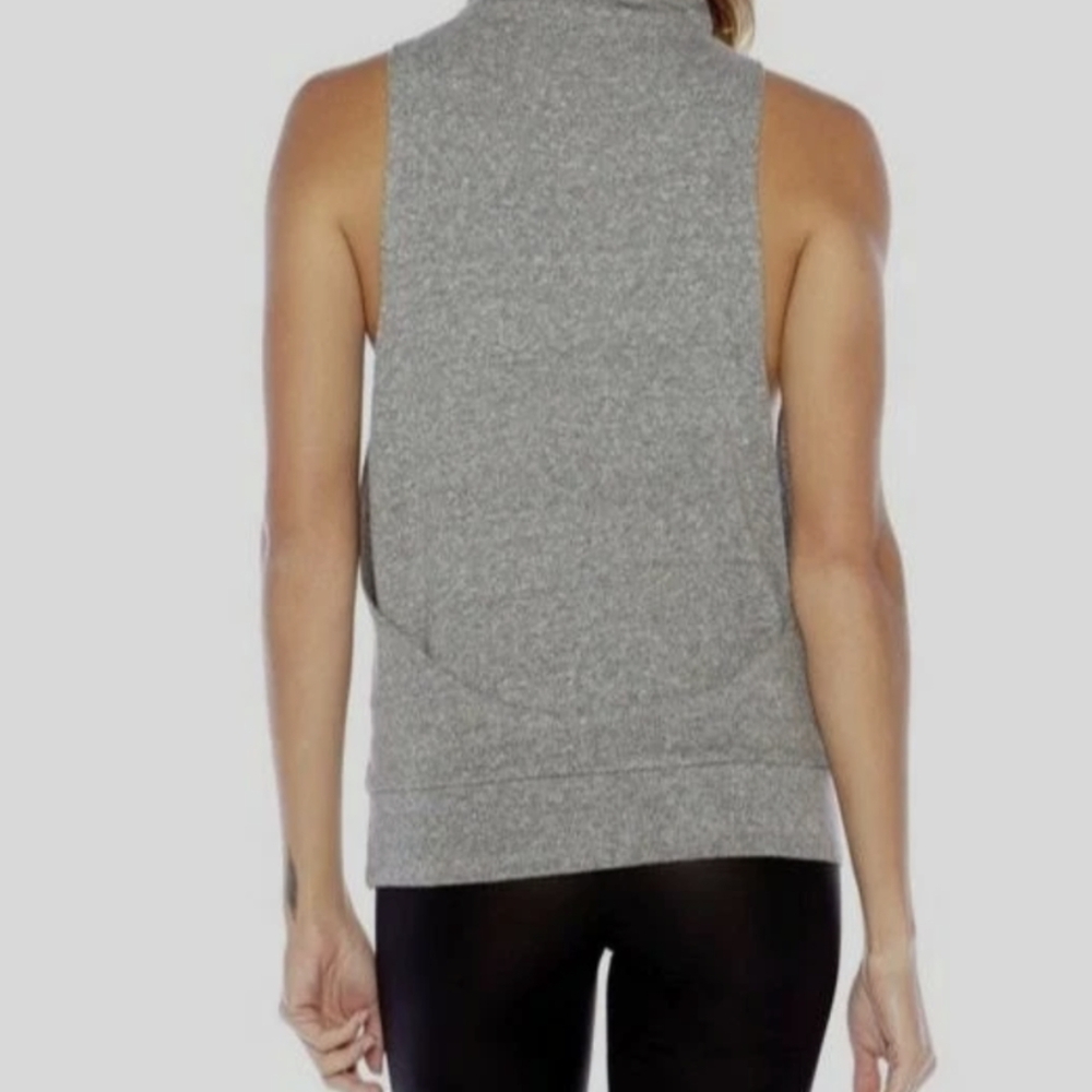 Lanston Sport Heather Gray Sleeveless Tank Top